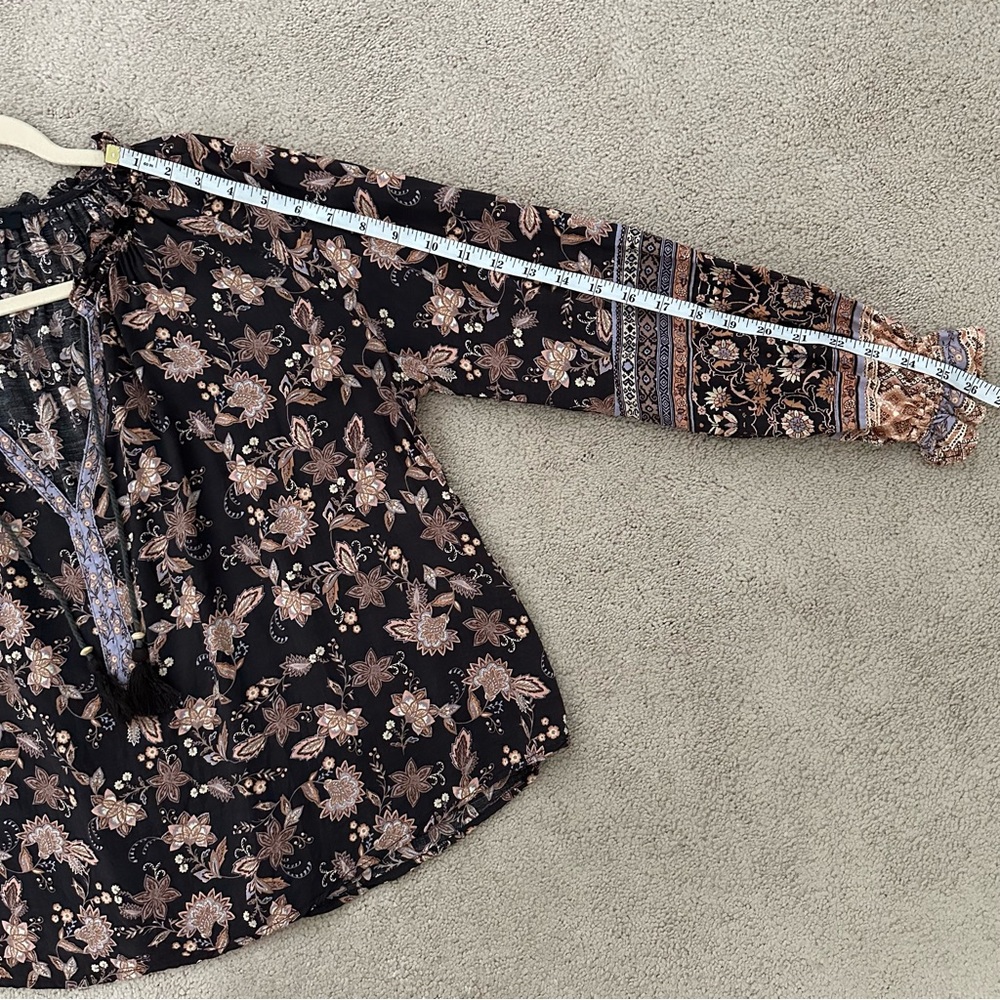 Floral Paisley Print Boho Peasant Blouse - Picture 16 of 17